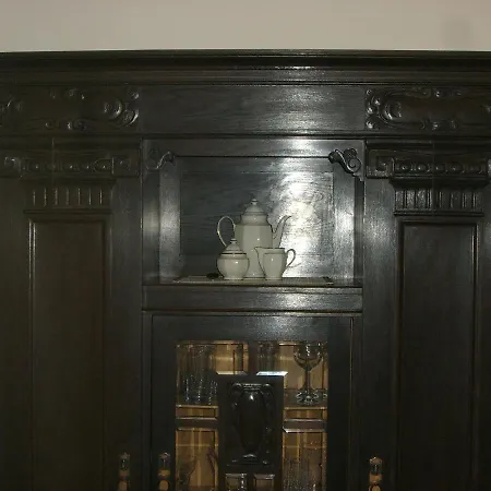 Moeller Apartment